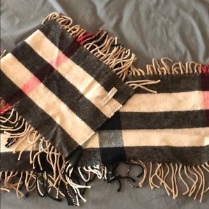 Burberry scarf